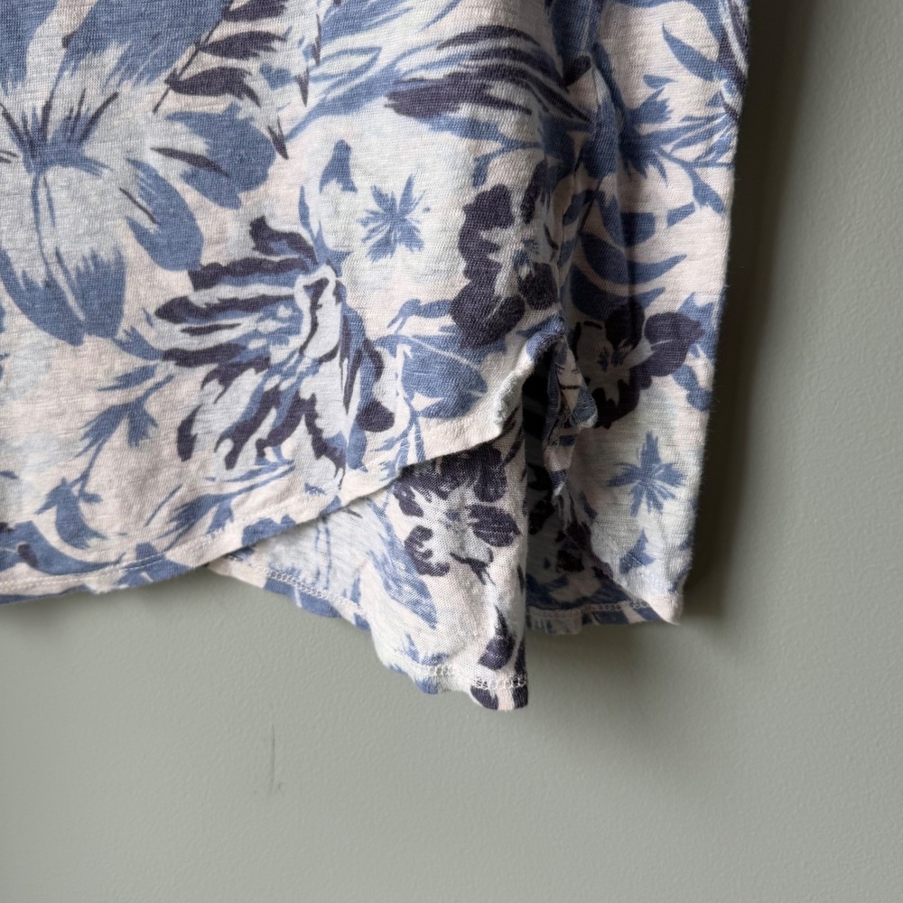 C&C‎ California 100% Linen Short Sleeve Top Asymmetrical Hem Blue White Size XL - Picture 6 of 12